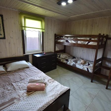 Маєток Мигдаль Hotel Svityaz' Buitenkant foto