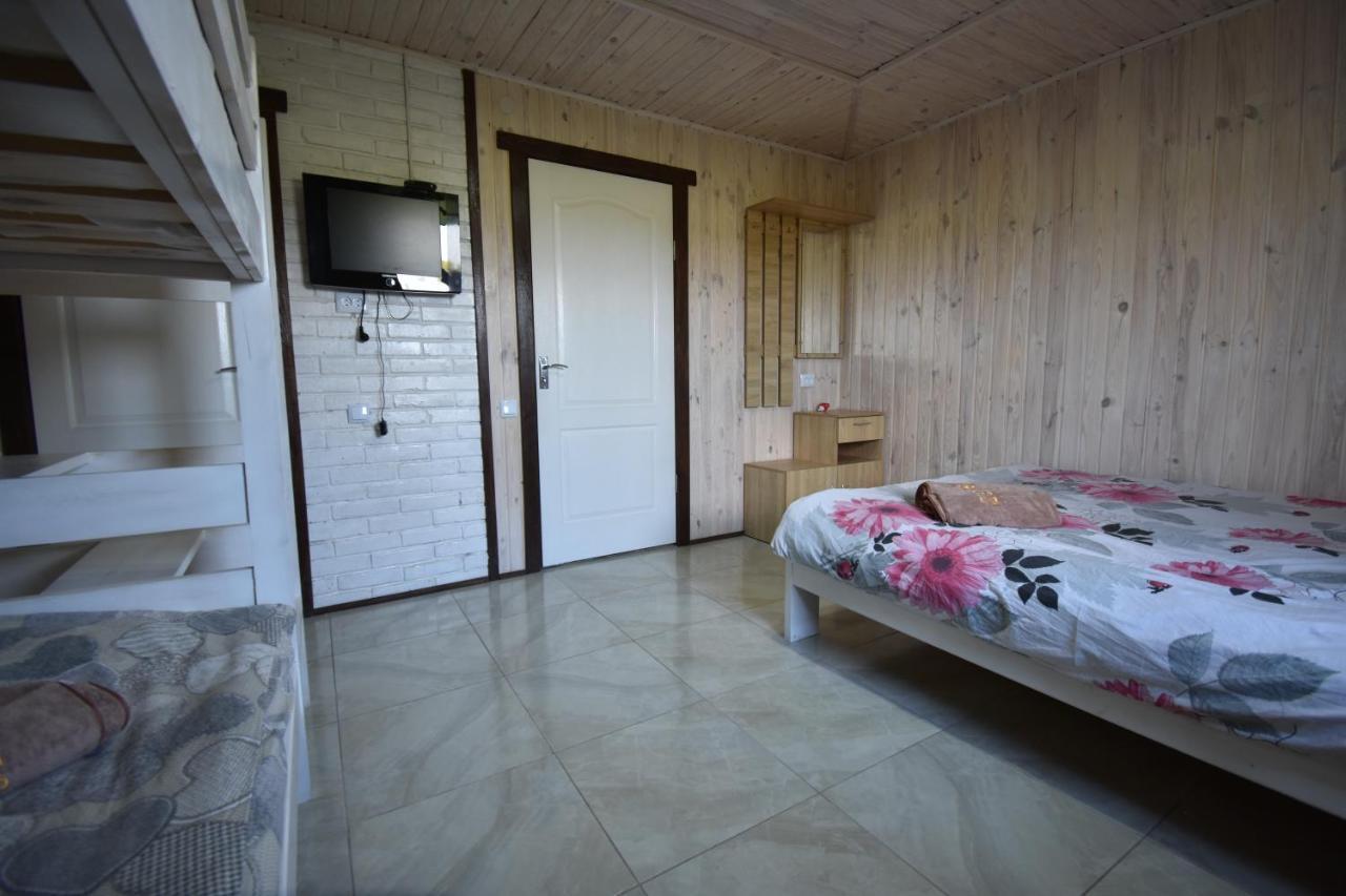 Маєток Мигдаль Hotel Svityaz' Buitenkant foto