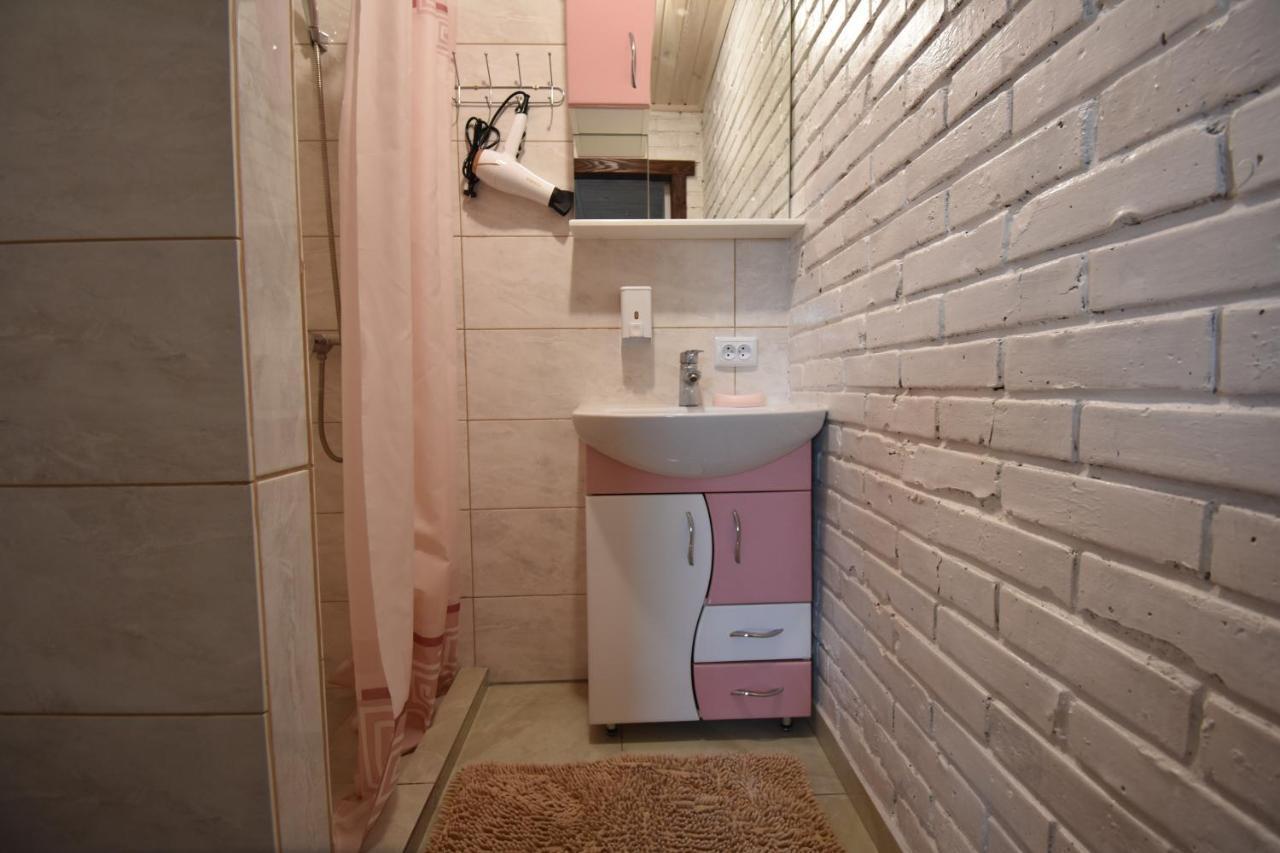 Маєток Мигдаль Hotel Svityaz' Buitenkant foto